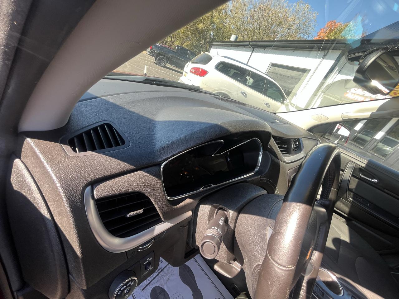 Chevrolet Traverse AWD 4dr LT w/2LT 2015