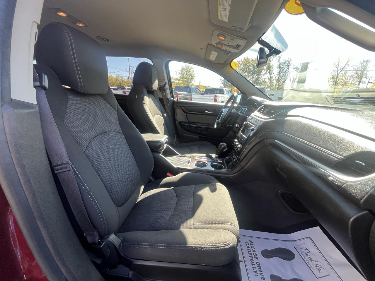 Chevrolet Traverse AWD 4dr LT w/2LT 2015