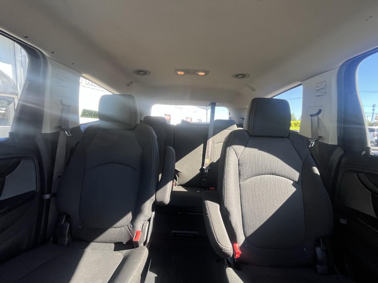 Chevrolet Traverse AWD 4dr LT w/2LT 2015