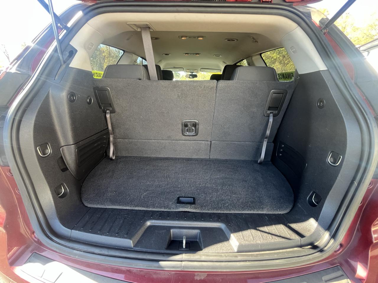 Chevrolet Traverse AWD 4dr LT w/2LT 2015