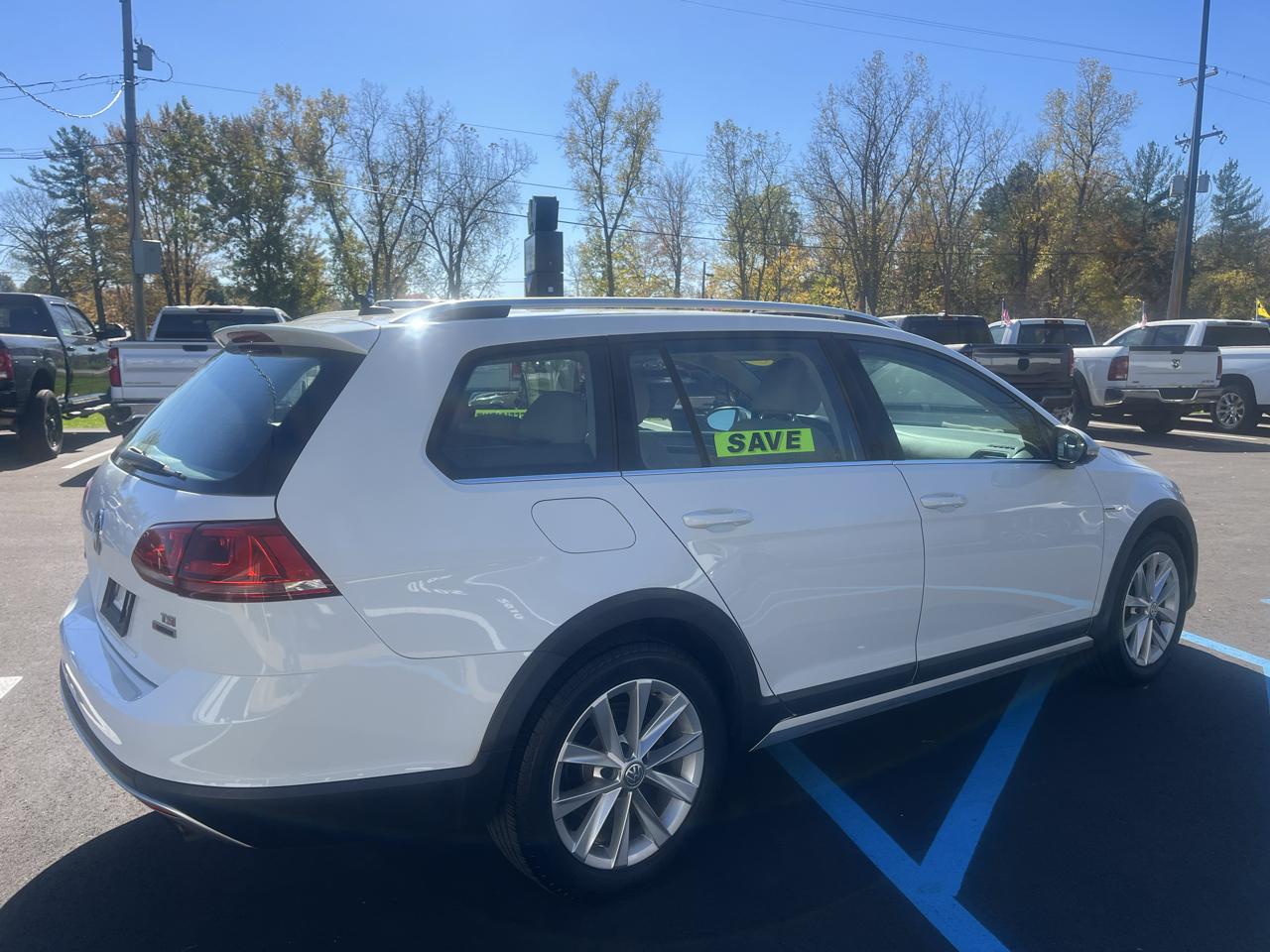 Volkswagen Golf Alltrack 1.8T SEL DSG 2017