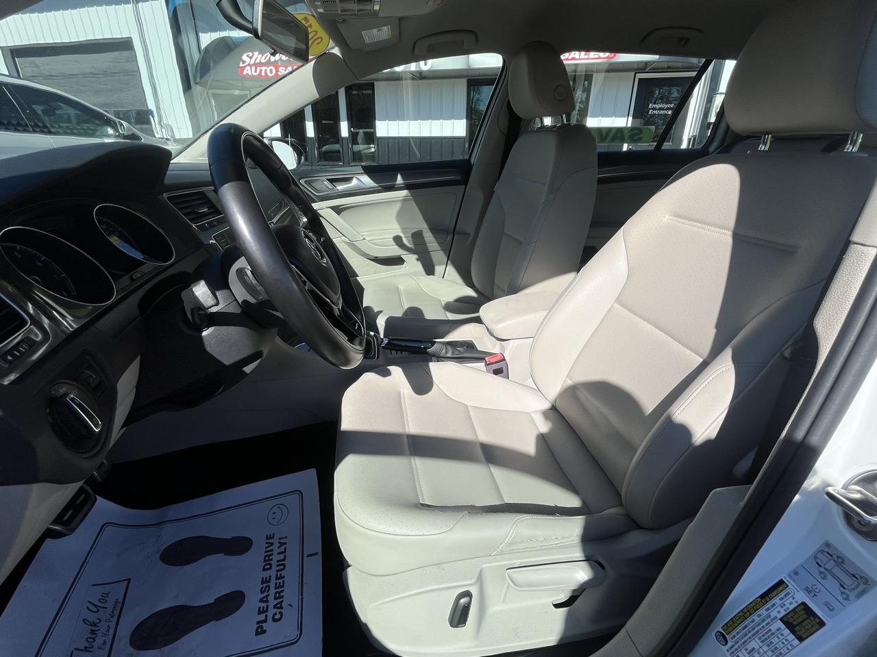 Volkswagen Golf Alltrack 1.8T SEL DSG 2017