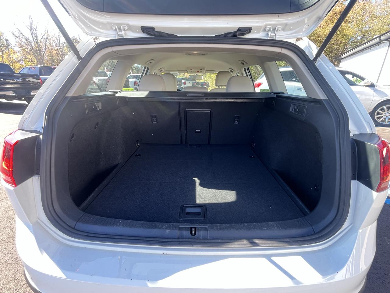 Volkswagen Golf Alltrack 1.8T SEL DSG 2017