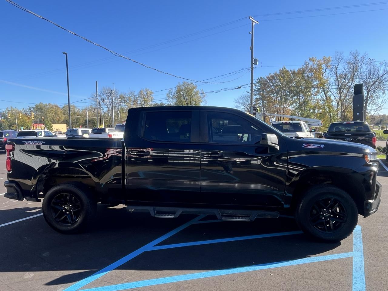 Chevrolet Silverado 1500 4WD Crew Cab 147" LT Trail Boss 2019