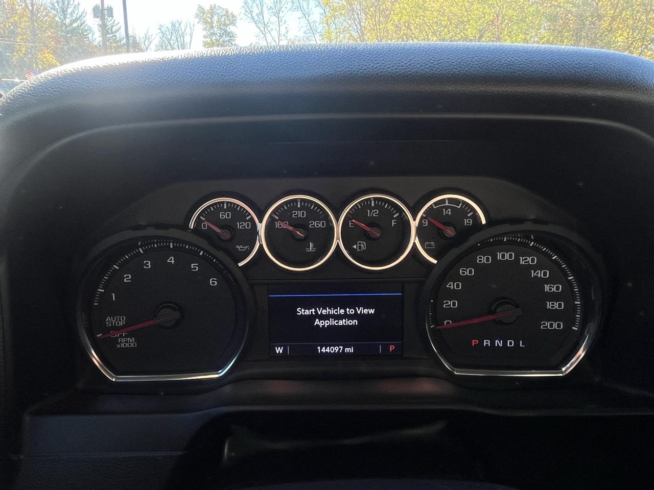 Chevrolet Silverado 1500 4WD Crew Cab 147" LT Trail Boss 2019