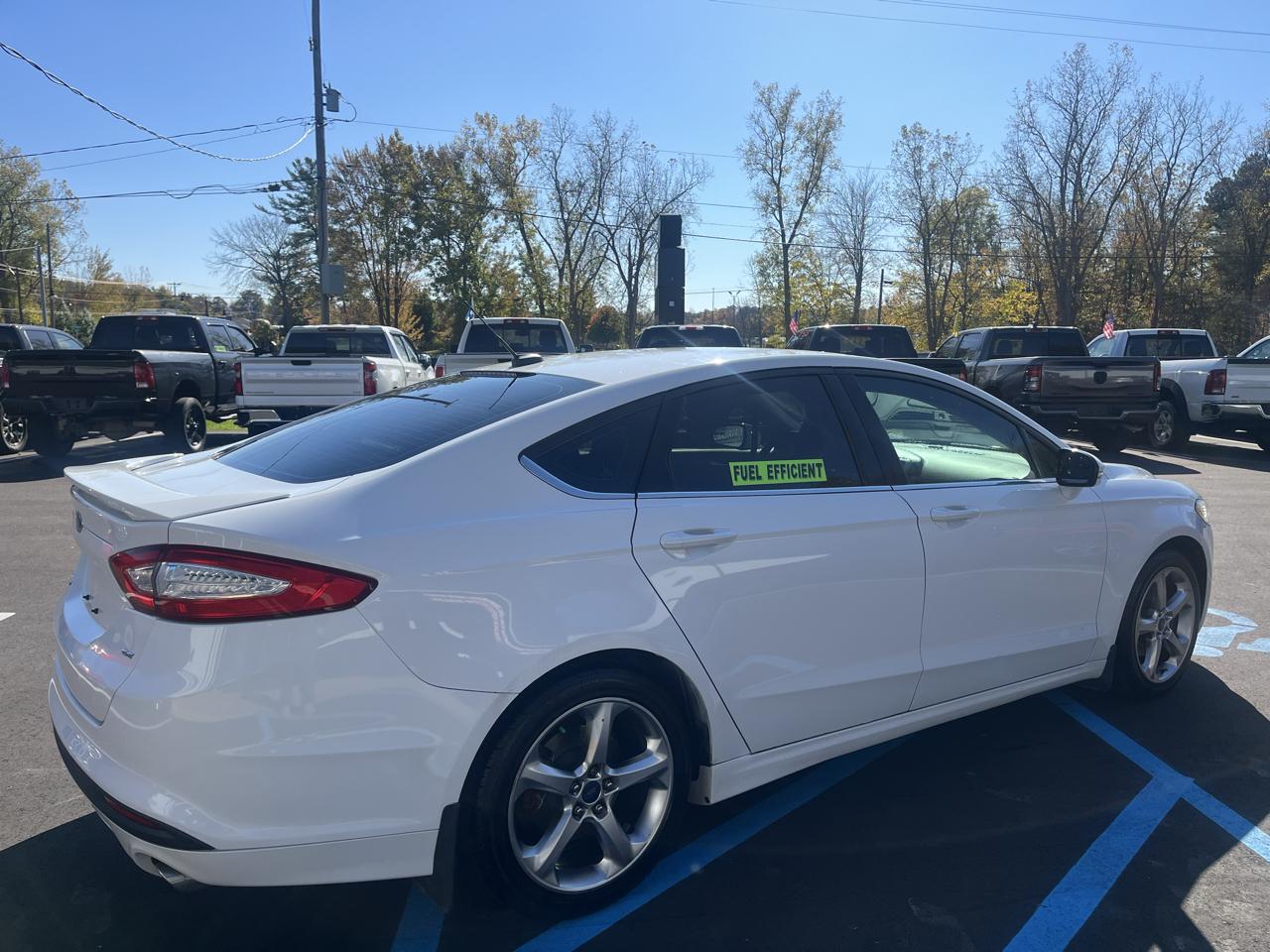 Ford Fusion 4dr Sdn SE FWD 2014