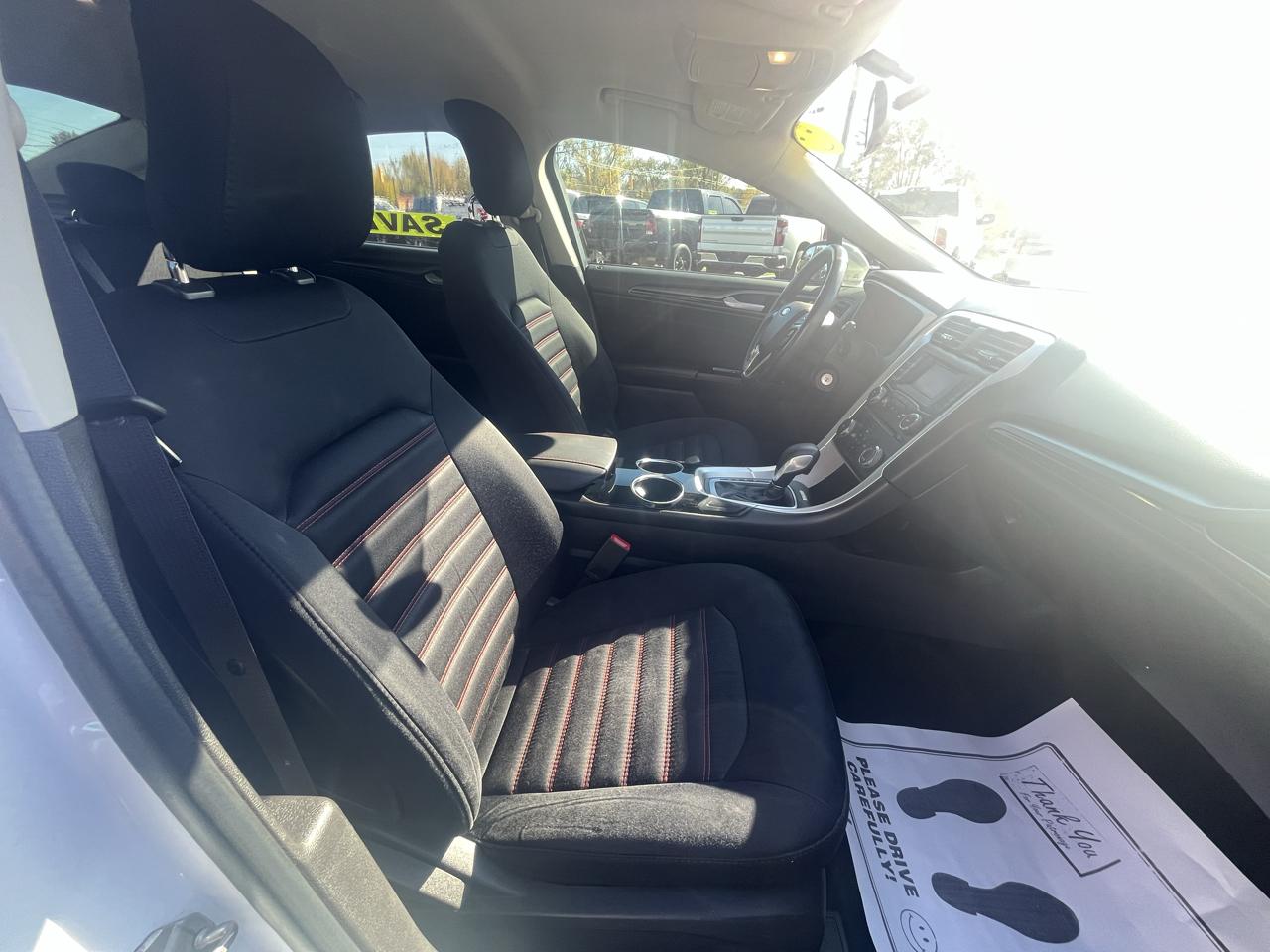 Ford Fusion 4dr Sdn SE FWD 2014
