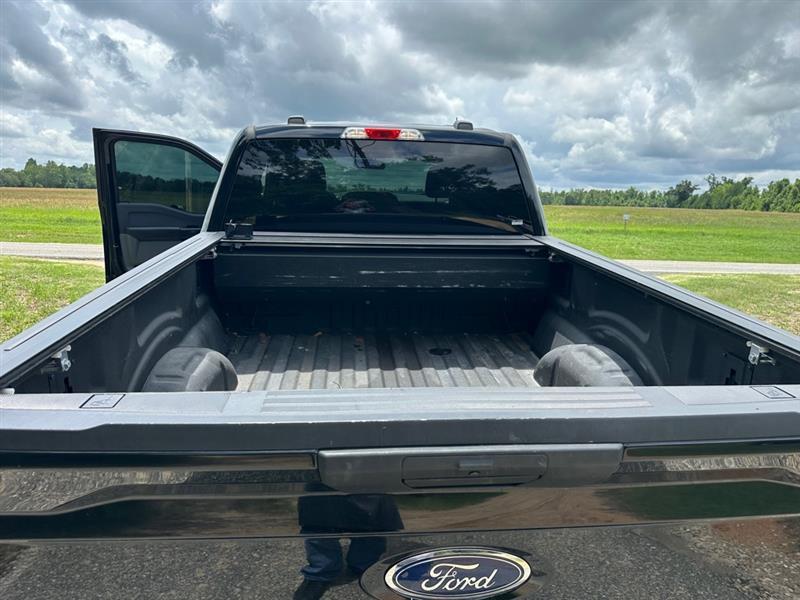 Ford F-150 XL SuperCab 8-ft. Bed 4WD 2023