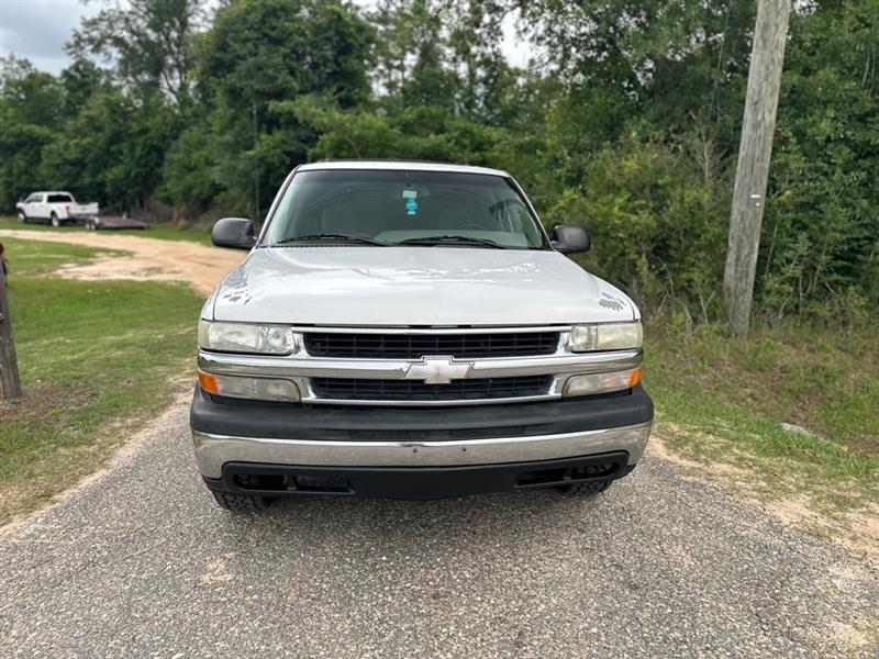 Chevrolet Tahoe 2WD 2003