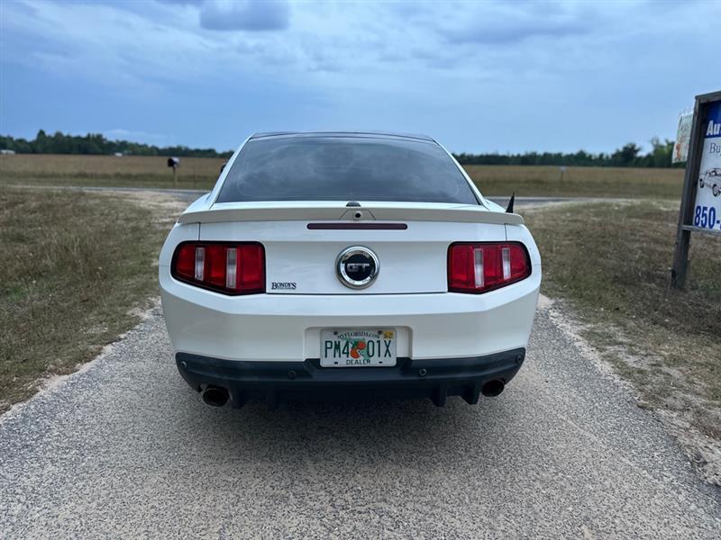 Ford Mustang GT Coupe 2012