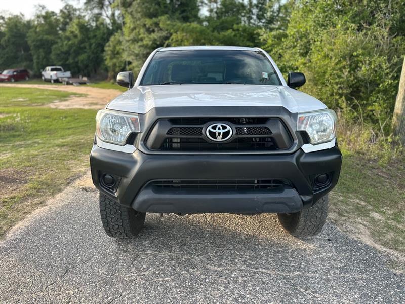 Toyota Tacoma Regular Cab I4 5MT 4WD 2014