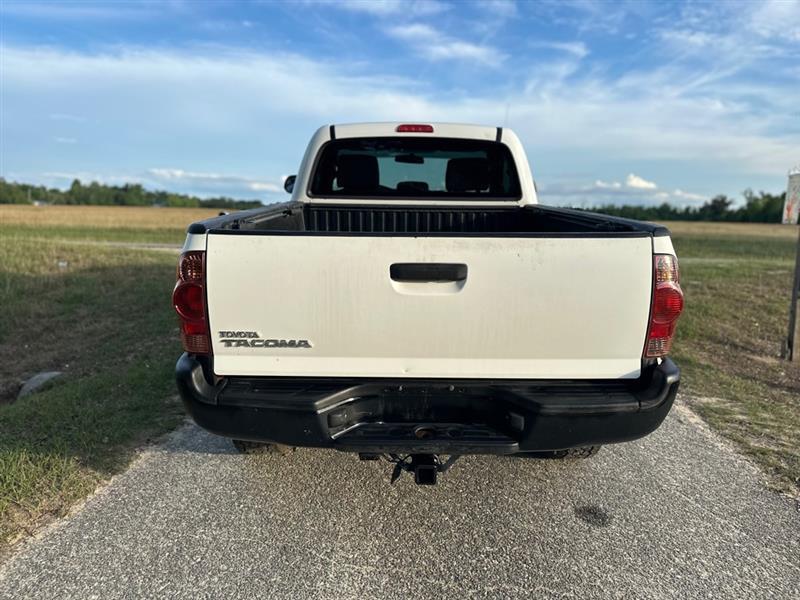 Toyota Tacoma Regular Cab I4 5MT 4WD 2014