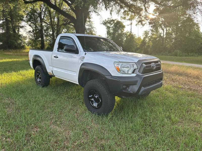Toyota Tacoma Regular Cab I4 5MT 4WD 2014