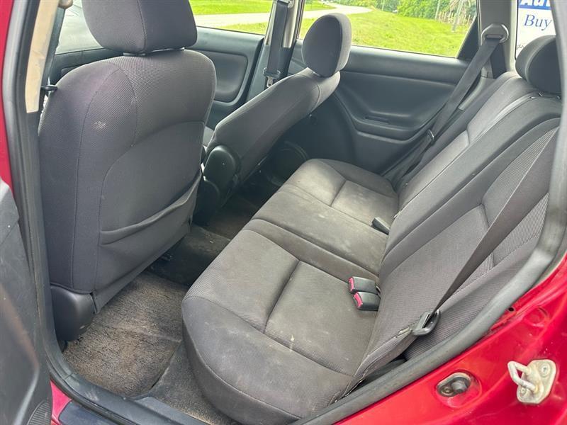 Pontiac Vibe Base 2004