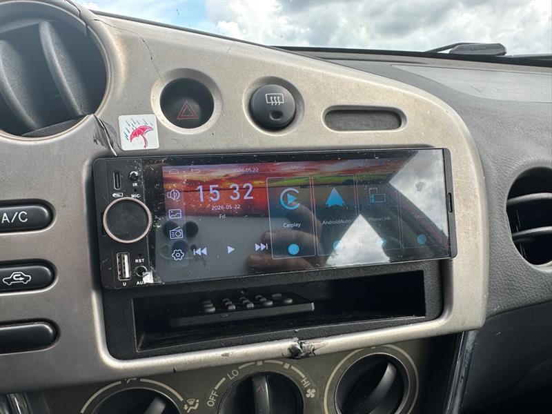 Pontiac Vibe Base 2004