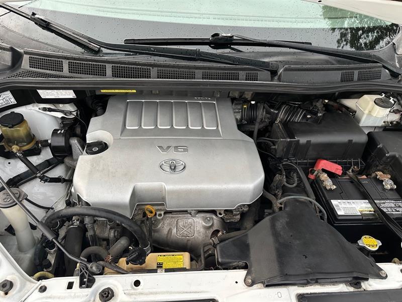 Toyota Sienna CE FWD 7 Passenger 2010