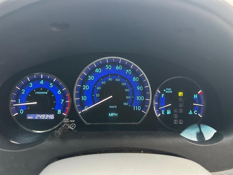 Toyota Sienna CE FWD 7 Passenger 2010