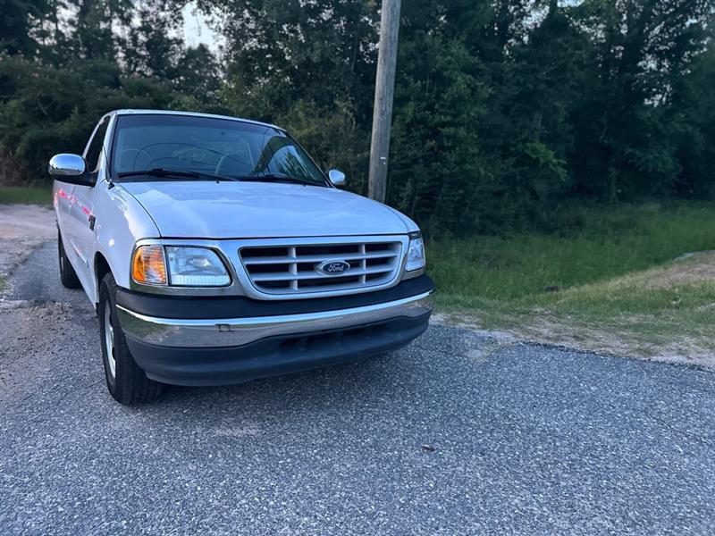 Ford F-150 WS Reg. Cab Long Bed 2WD 1999