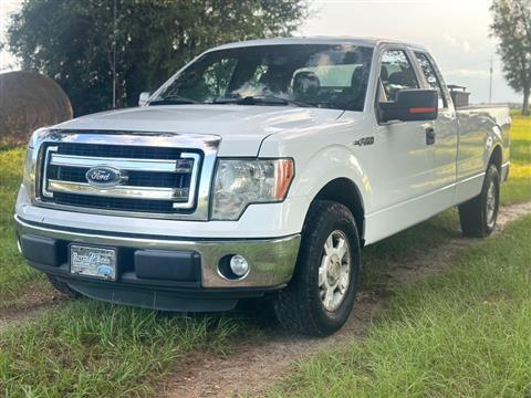 2013 Ford F-150 XL SuperCab 8-ft. Bed 2WD
