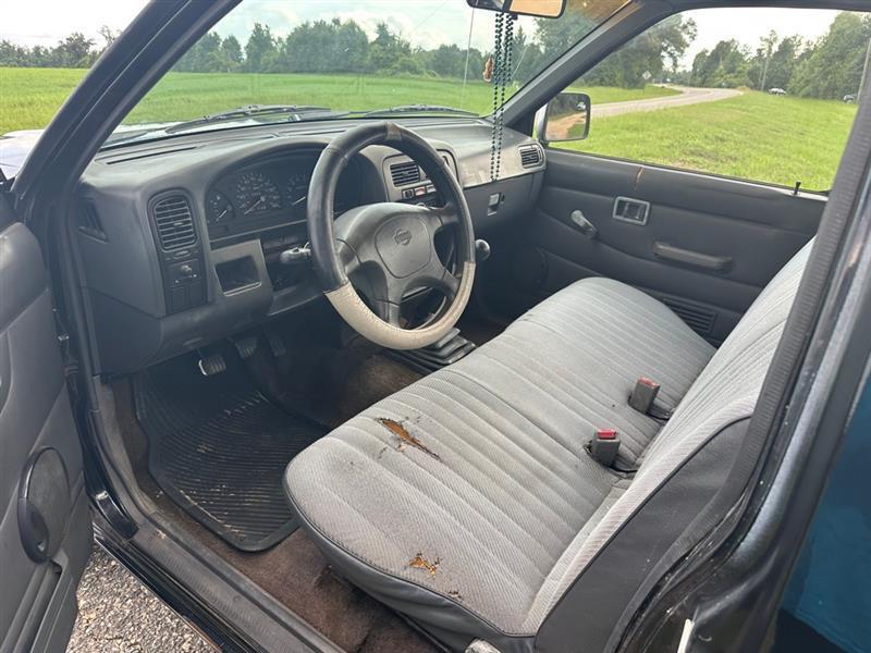 Nissan Pickup XE Reg. Cab 2WD 1994