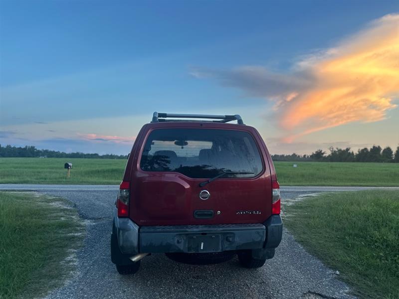 Nissan Xterra XE 2WD 2004