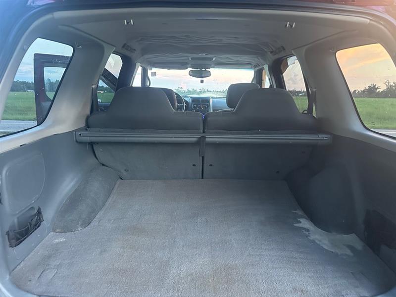 Nissan Xterra XE 2WD 2004