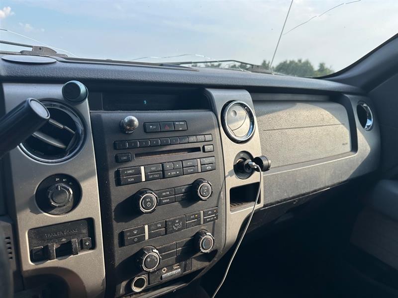 Ford F-150 XL SuperCrew 6.5-ft. Bed 4WD 2011