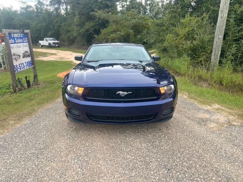 Ford Mustang V6 Coupe 2011