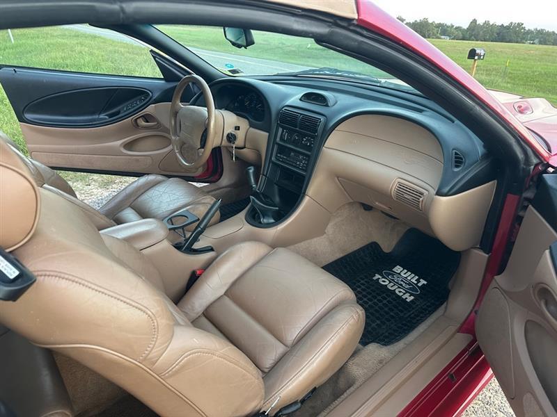 Ford Mustang GT convertible 1994