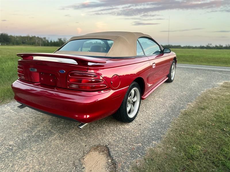 Ford Mustang GT convertible 1994