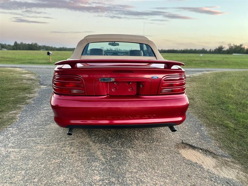 Ford Mustang GT convertible 1994