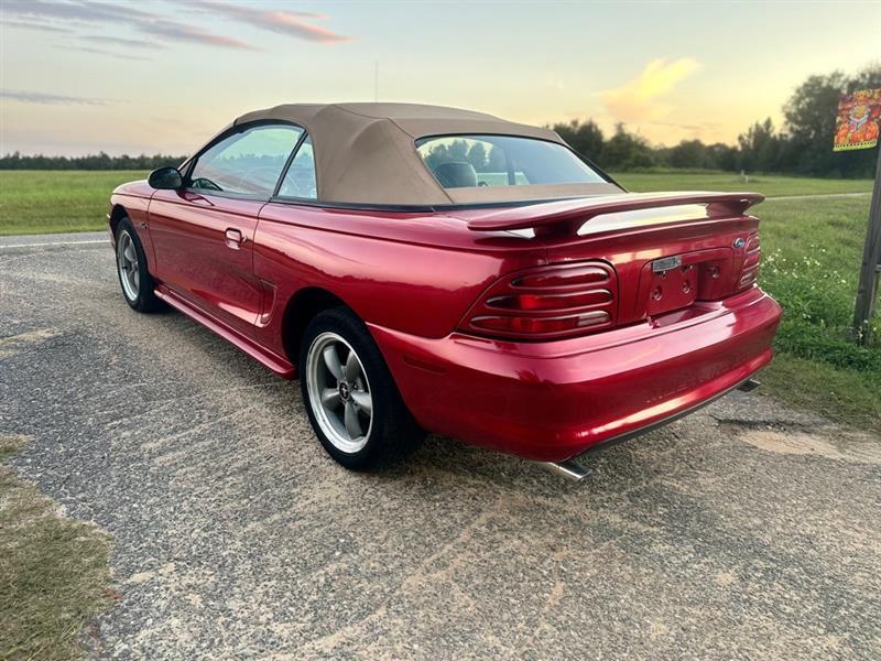 Ford Mustang GT convertible 1994
