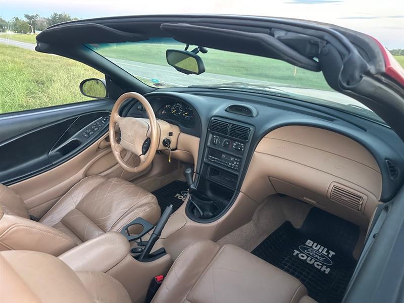 Ford Mustang GT convertible 1994