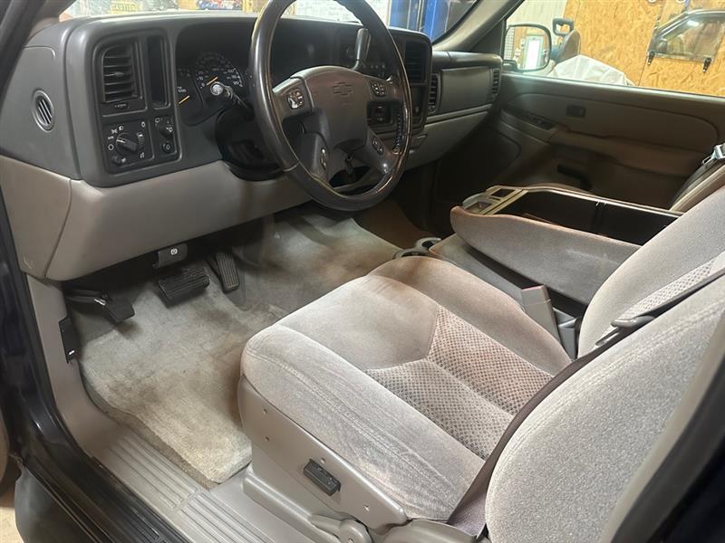 Chevrolet Tahoe 2WD 2005