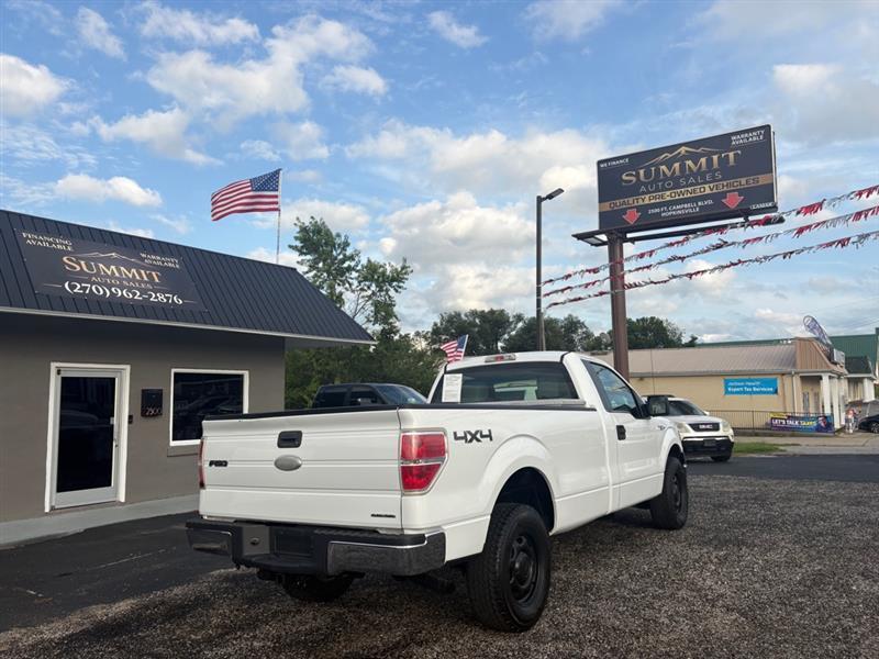 Ford F-150 XL 8-ft. Bed 4WD 2011