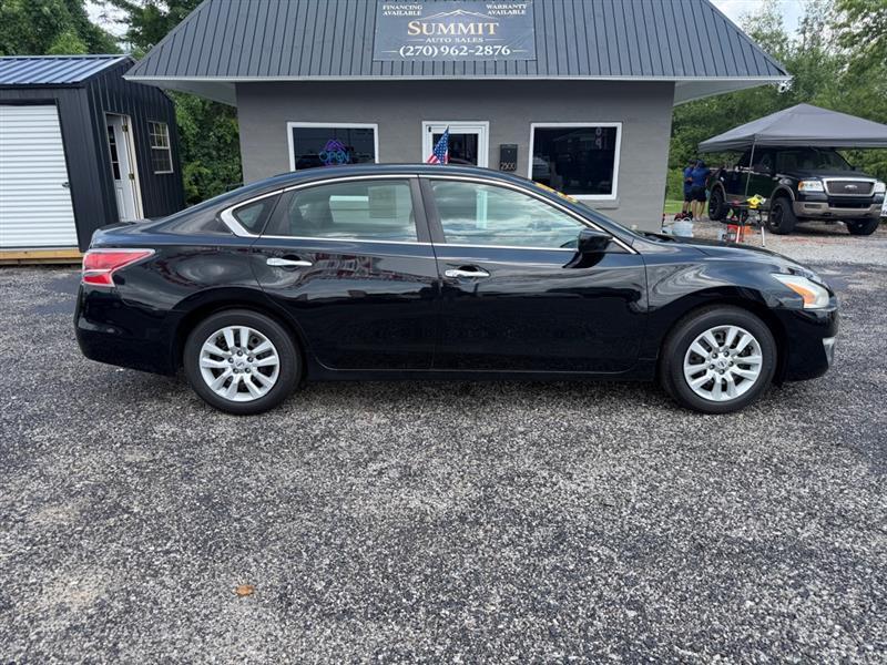 Nissan Altima 2.5 S 2013