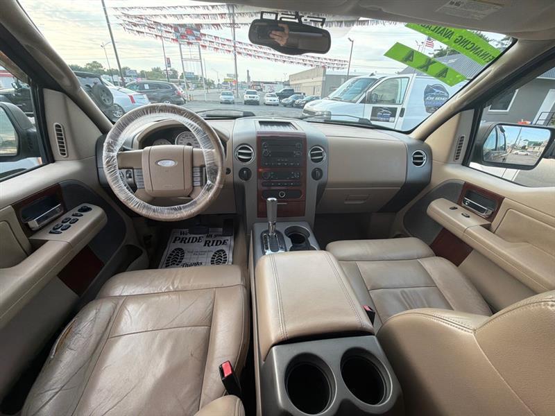 Ford F-150 XLT SuperCrew 4WD 2005
