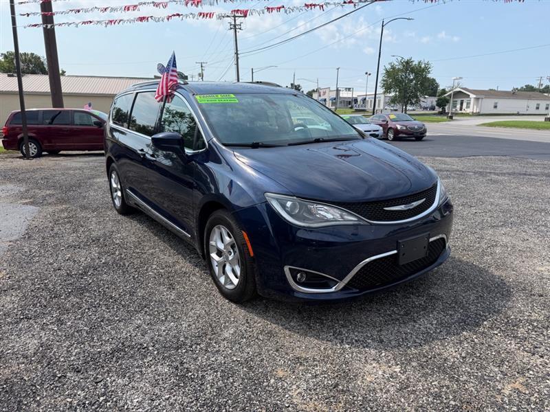Chrysler Pacifica Touring-L 2020