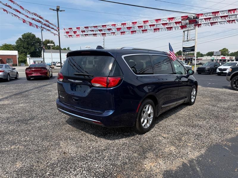 Chrysler Pacifica Touring-L 2020