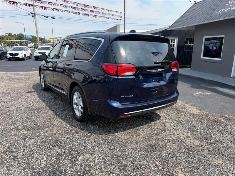 Chrysler Pacifica Touring-L 2020