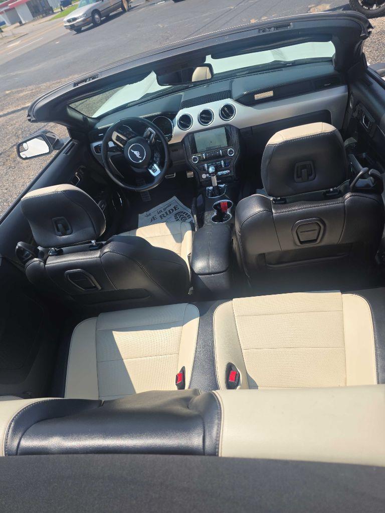 Ford Mustang EcoBoost Premium Convertible 2017