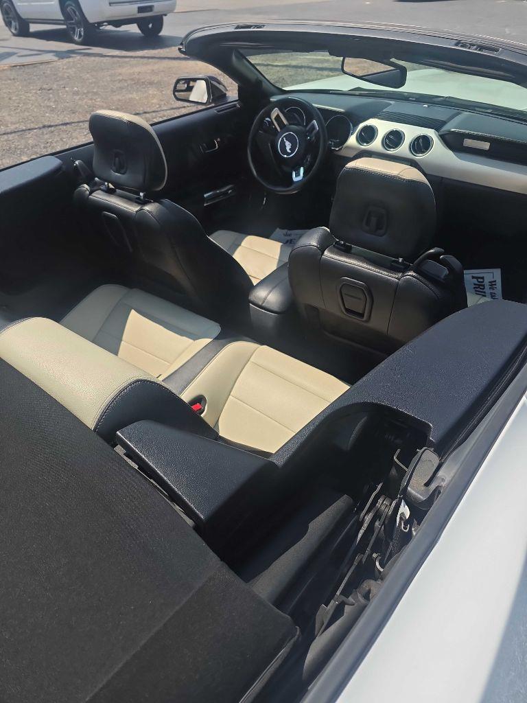 Ford Mustang EcoBoost Premium Convertible 2017