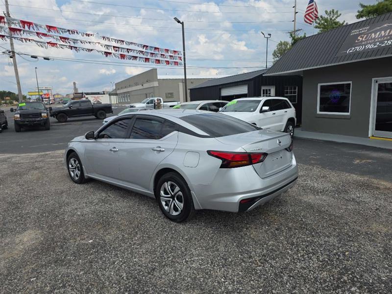 Nissan Altima 2.5 S AWD 2020