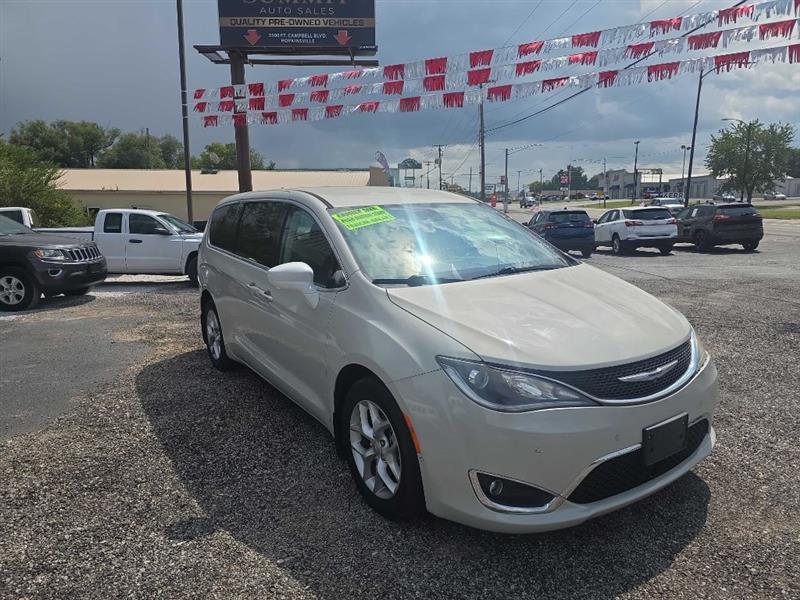2019 Chrysler Pacifica Touring Plus
