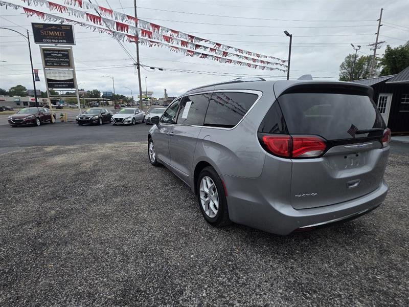 Chrysler Pacifica Touring-L 2018