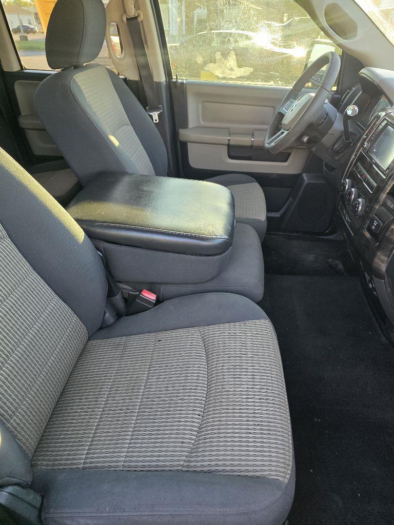 RAM 1500 ST Quad Cab 2WD 2010