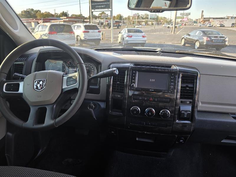 RAM 1500 ST Quad Cab 2WD 2010