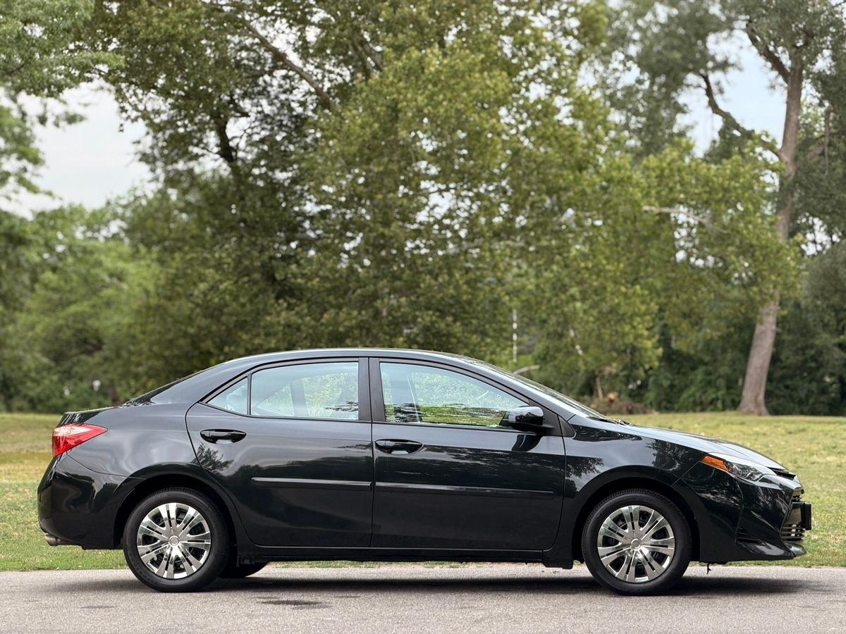 Toyota Corolla  2018