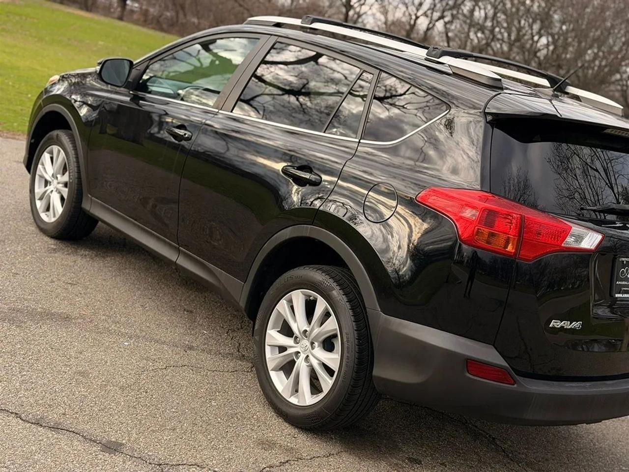Toyota RAV4 Limited AWD 2014