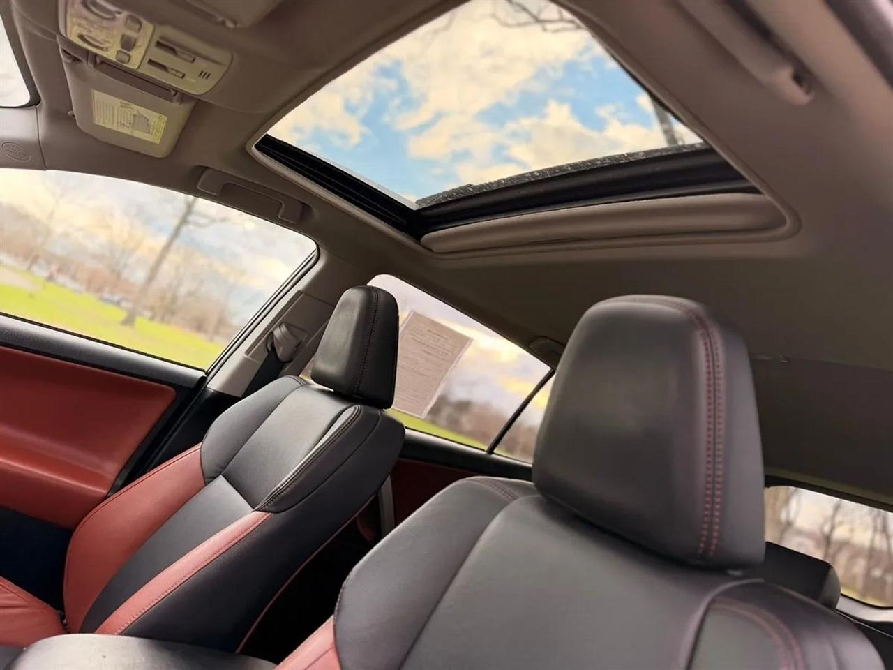 Toyota RAV4 Limited AWD 2014